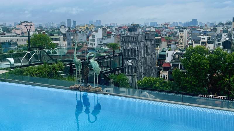 Anatole Rooftop Pool